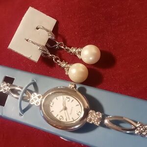 Classic Avon collection vintage style watch & pearl drop dangle earrings. NWOT